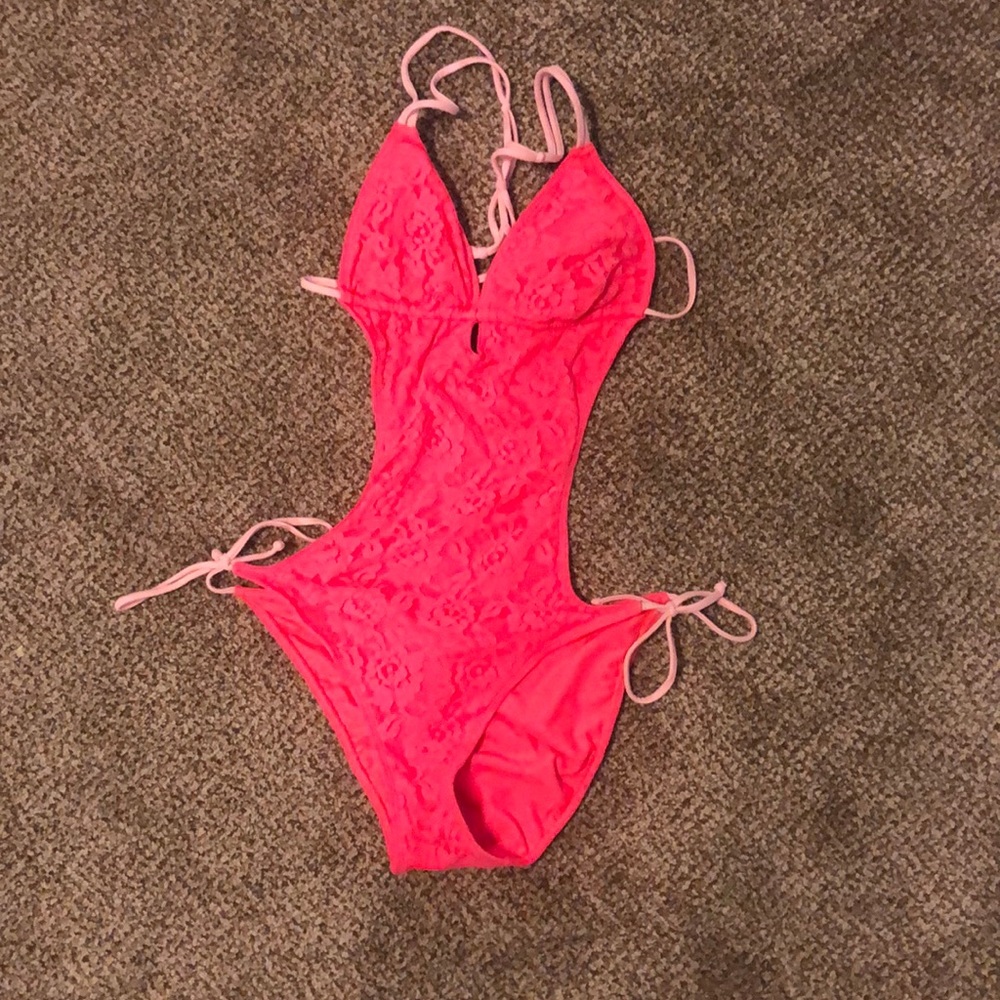 One piece swimsuit